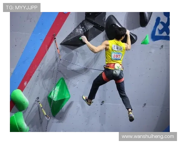 重庆街舞队在攀岩联赛中以83分稳居积分榜首位引发关注